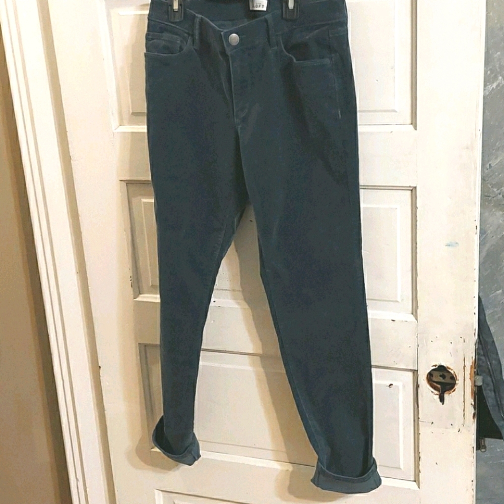 ‼️4/$20.‼️Loft modern skinny 6 cord